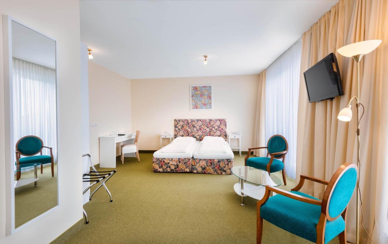 Alpha Hotel Hermann Von Salza バート・ランゲンザルツァ エクステリア 写真